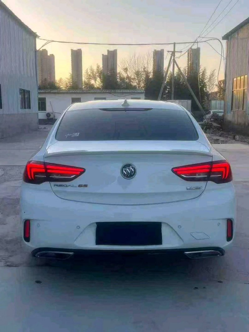 徐州20年别克君威5