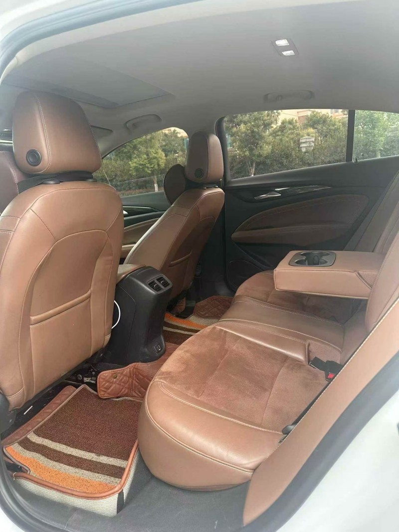 德阳19年别克君威6