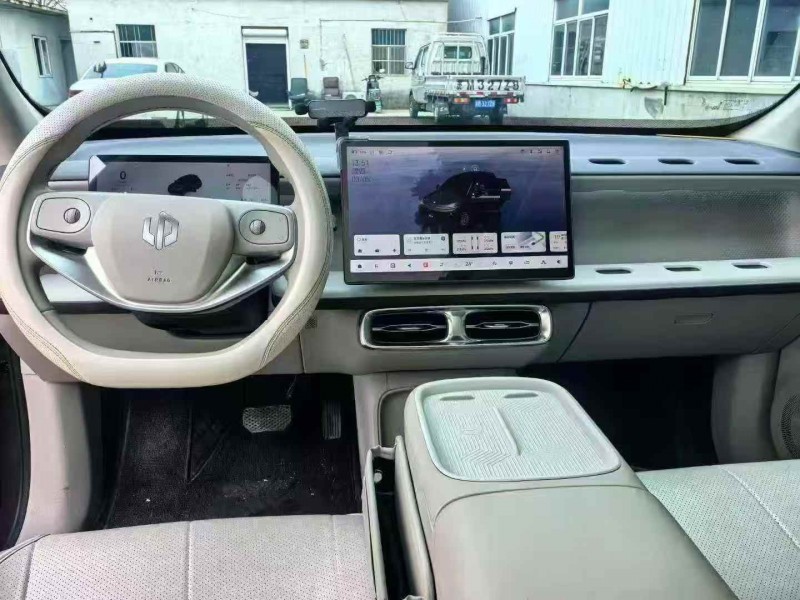 衢州25年零跑汽車B106