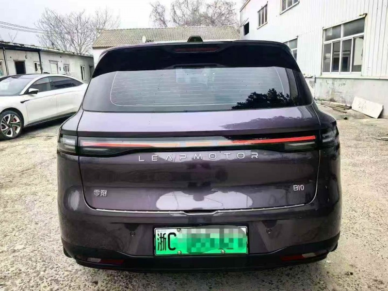 衢州25年零跑汽車B109