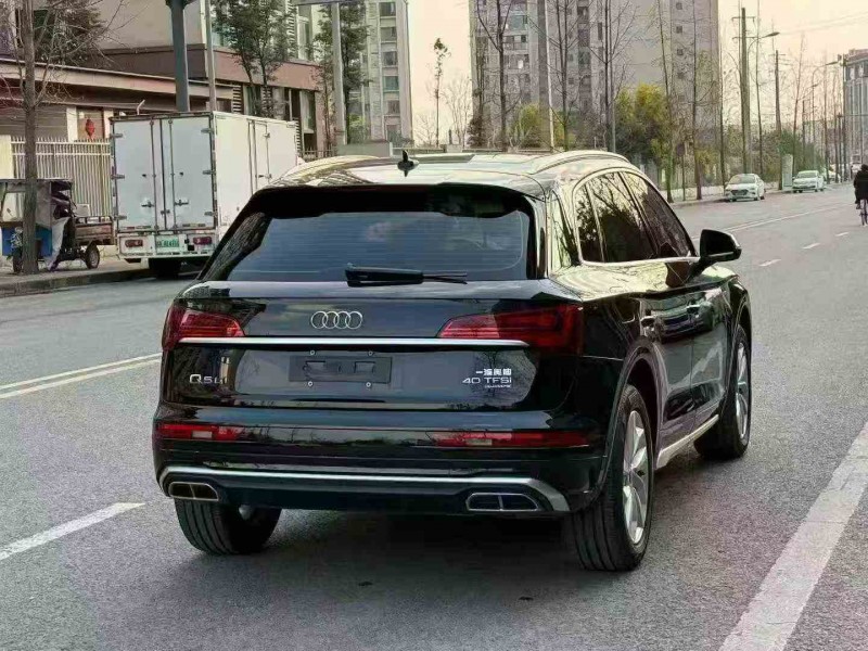 泸州23年奥迪Q58