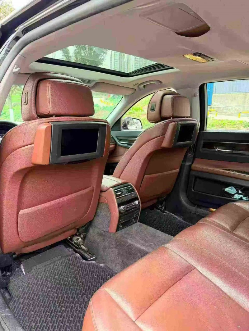 遂宁10年宝马7系4