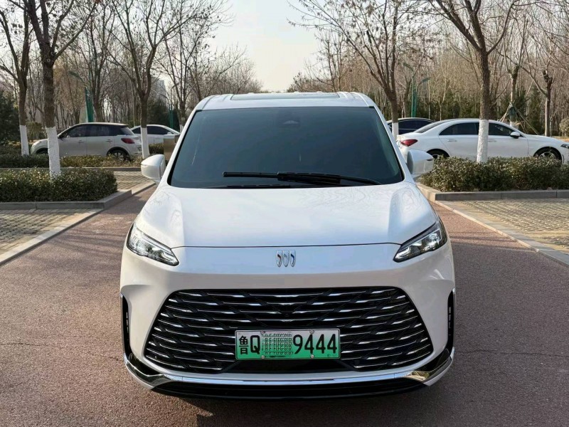 聊城25年别克GL81