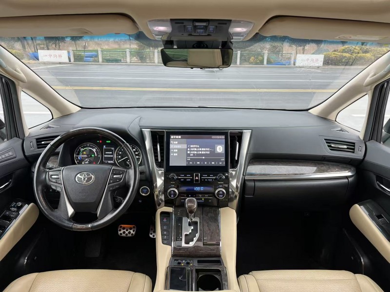 盐城21年丰田埃尔法4