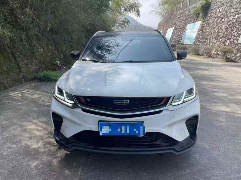 淮南18年吉利缤越1