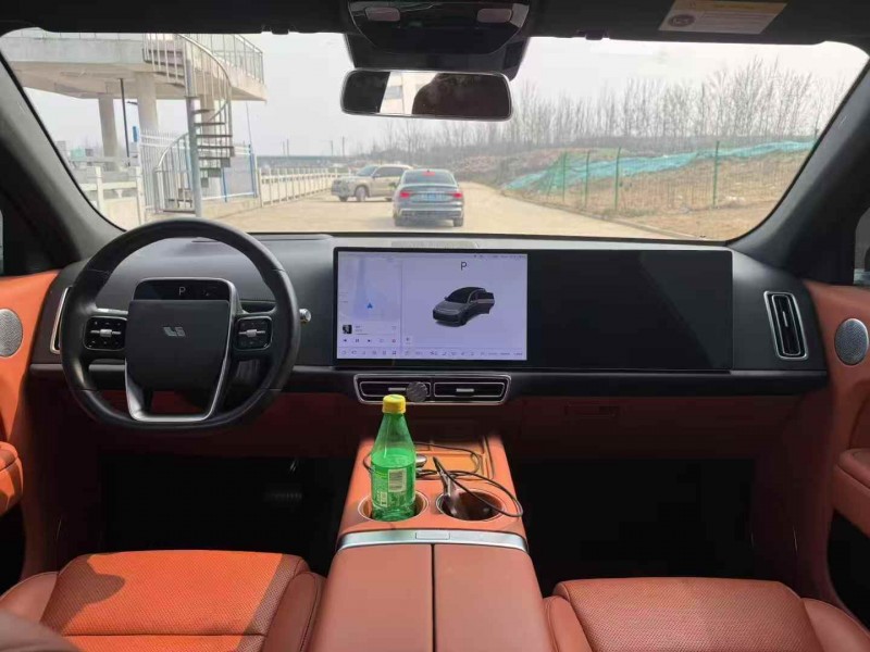 郑州23年理想L75