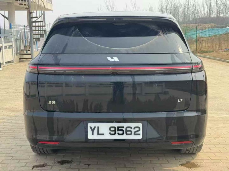 郑州23年理想L79