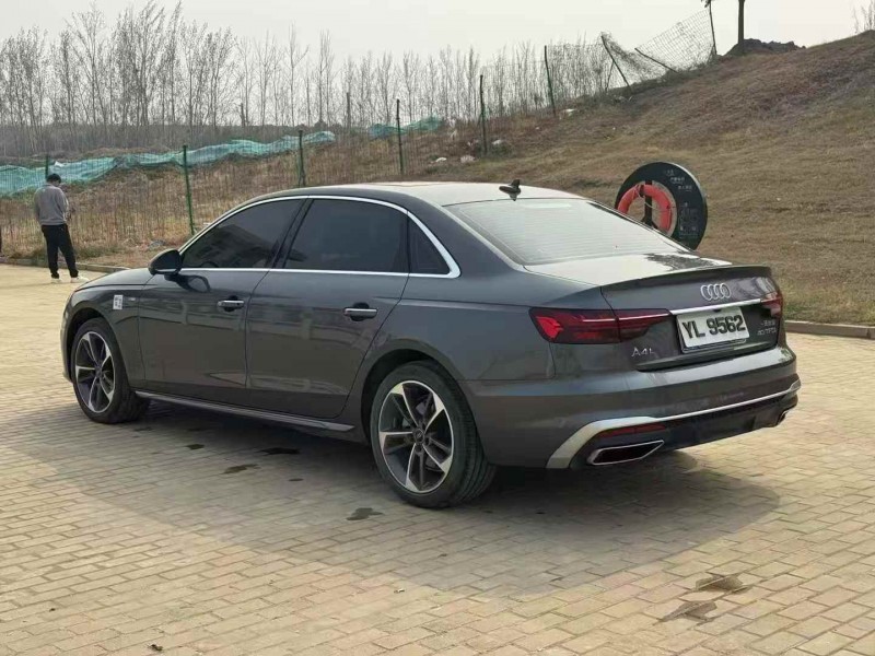 新鄉25年奧迪A4L8