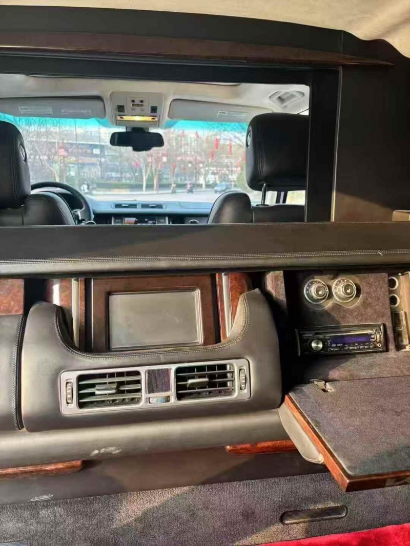 平顶山12年路虎揽胜6