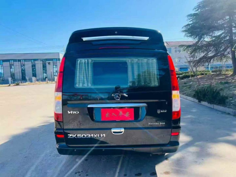 烟台16年奔驰威霆9