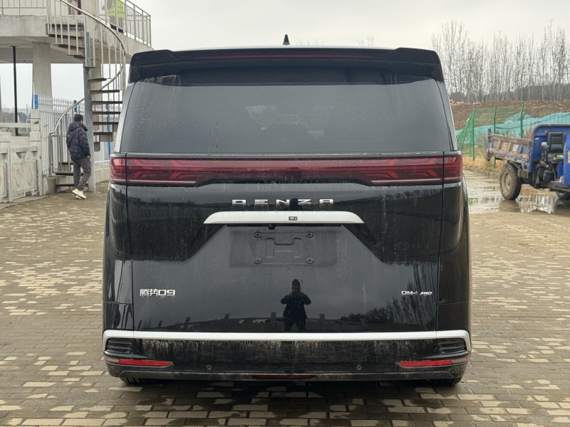 郑州24年腾势D99