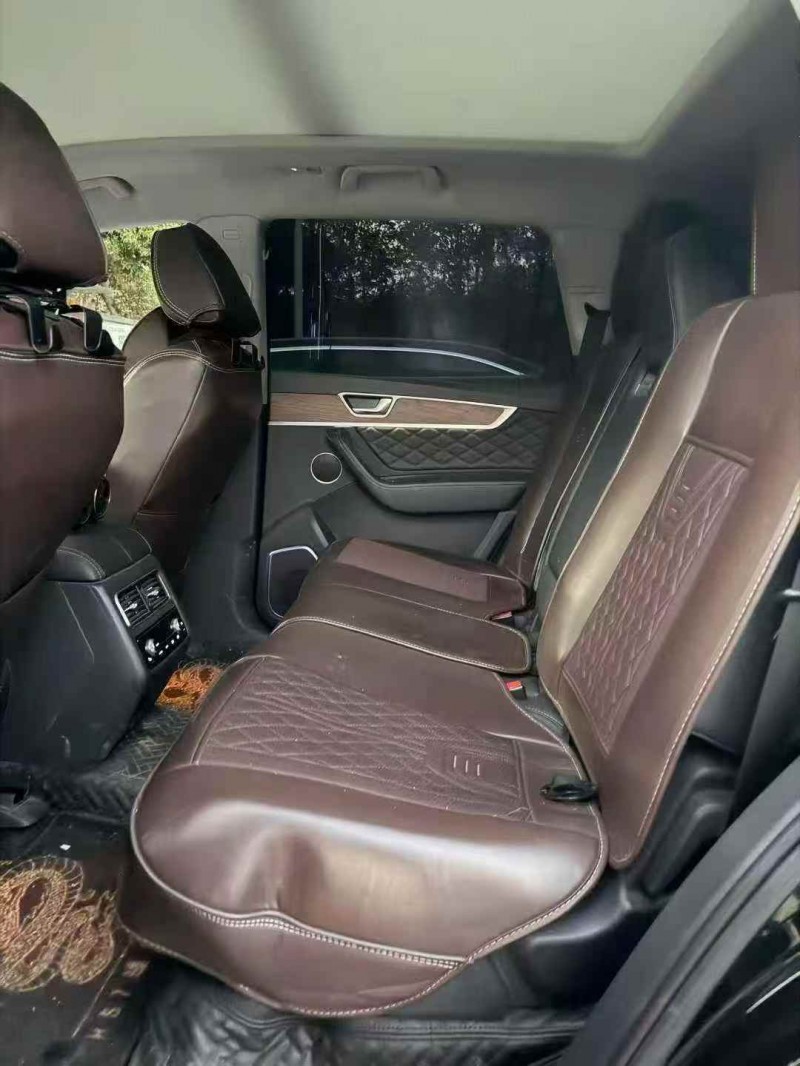 德阳22年红旗HS76