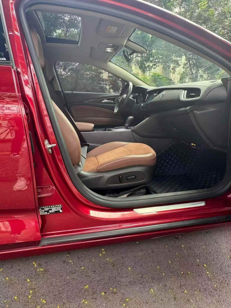 淮北18年别克君越3