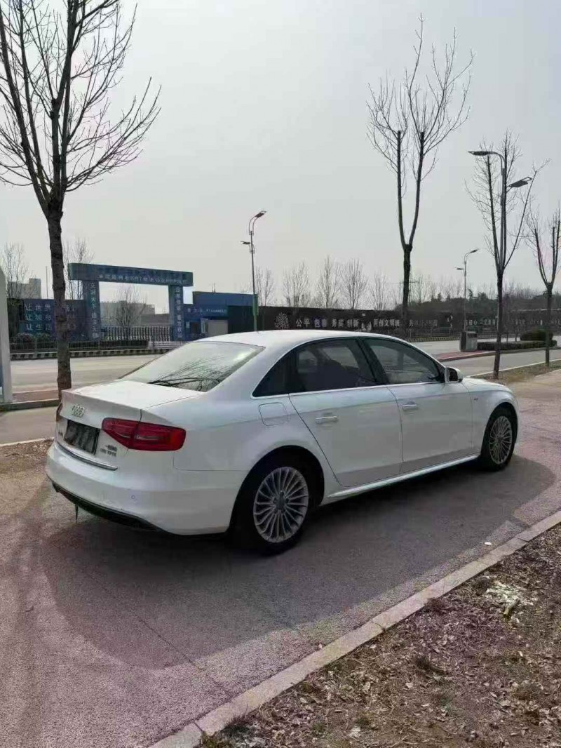 淄博15年奥迪A4L8
