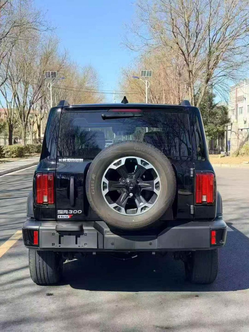 东营25年长城汽车坦克8