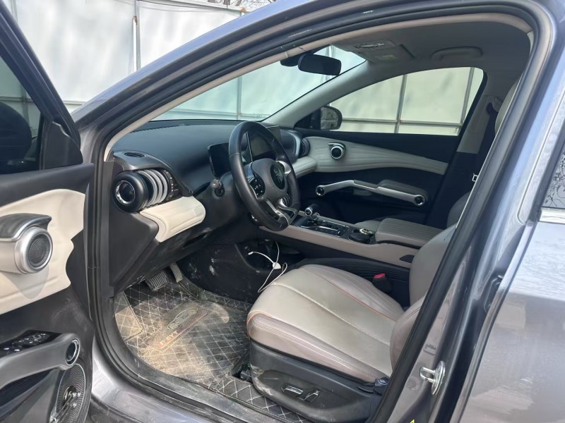 青島24年比亞迪元2