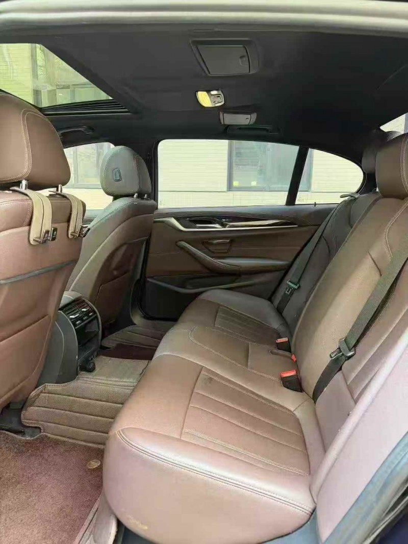 秦皇島20年寶馬5系3