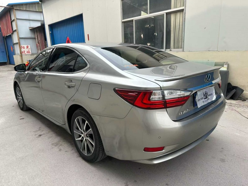 潍坊18年雷克萨斯ES7