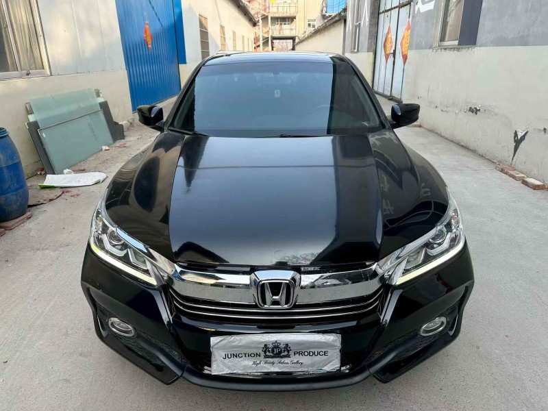 潍坊17年本田雅阁1