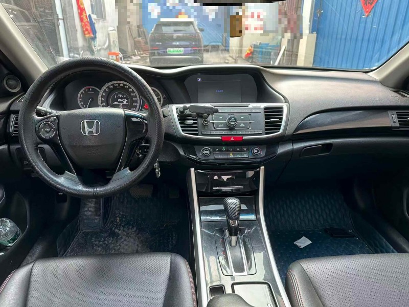 潍坊17年本田雅阁5