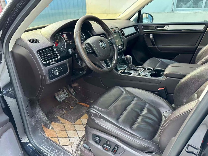 潍坊16年大众途锐4