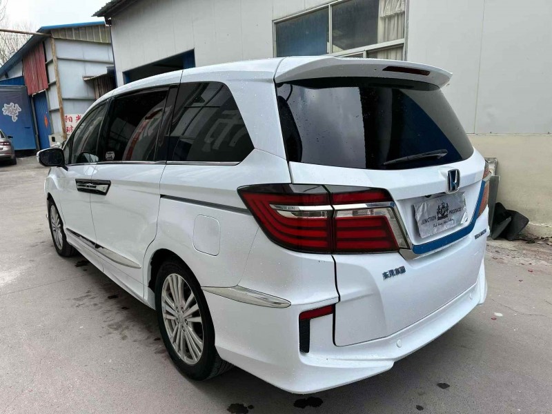 潍坊18年本田艾力绅8