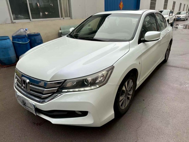 潍坊15年本田雅阁3