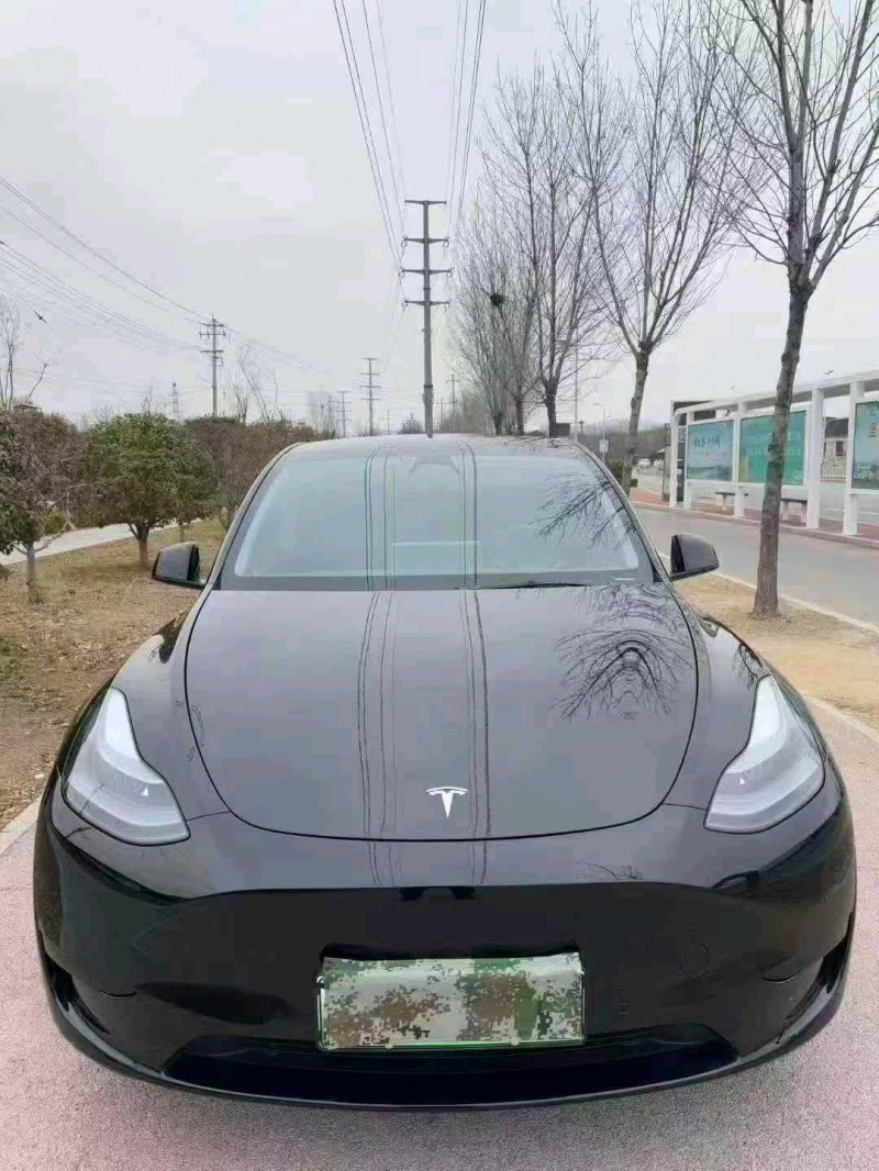 青岛23年特斯拉MODEL Y1