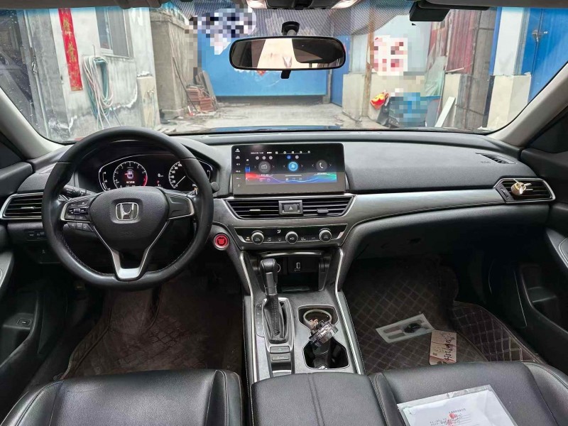 潍坊21年本田雅阁5