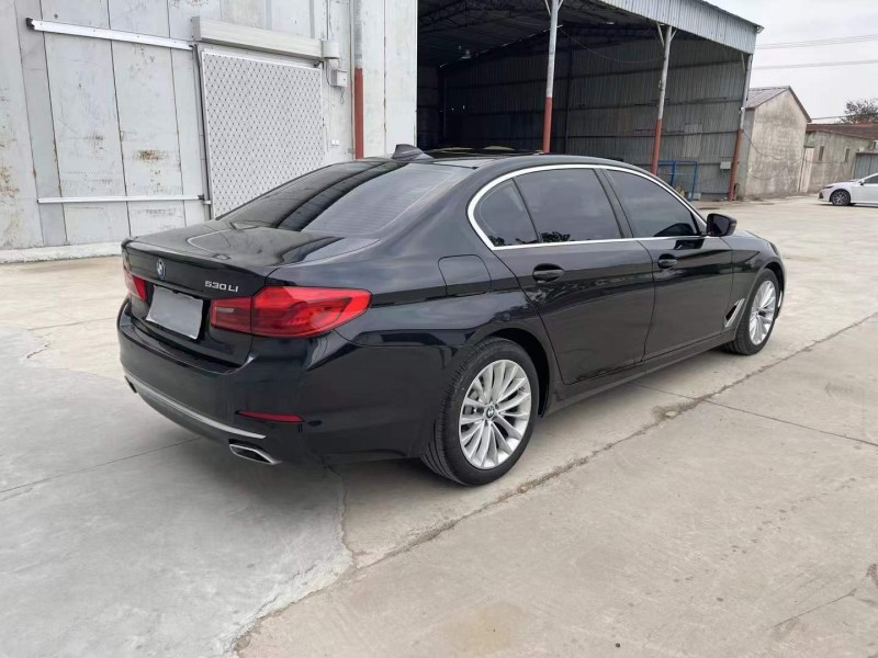 徐州20年宝马5系8