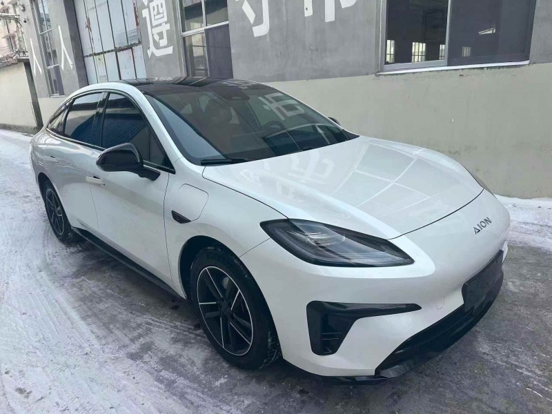 潍坊25年传祺埃安RT2