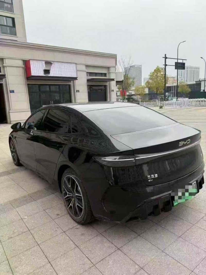 紹興24年比亞迪海豹8