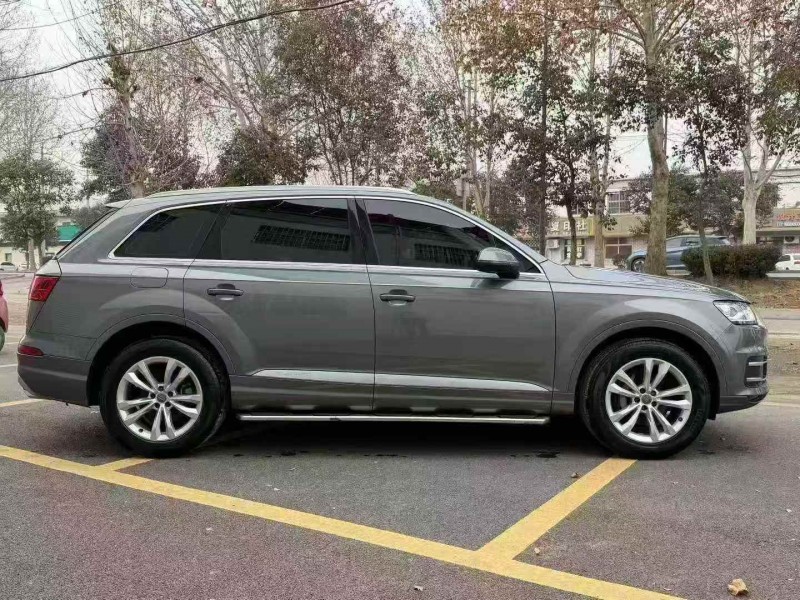 东营17年奥迪Q72