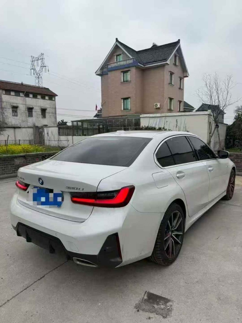 湖州23年宝马3系6