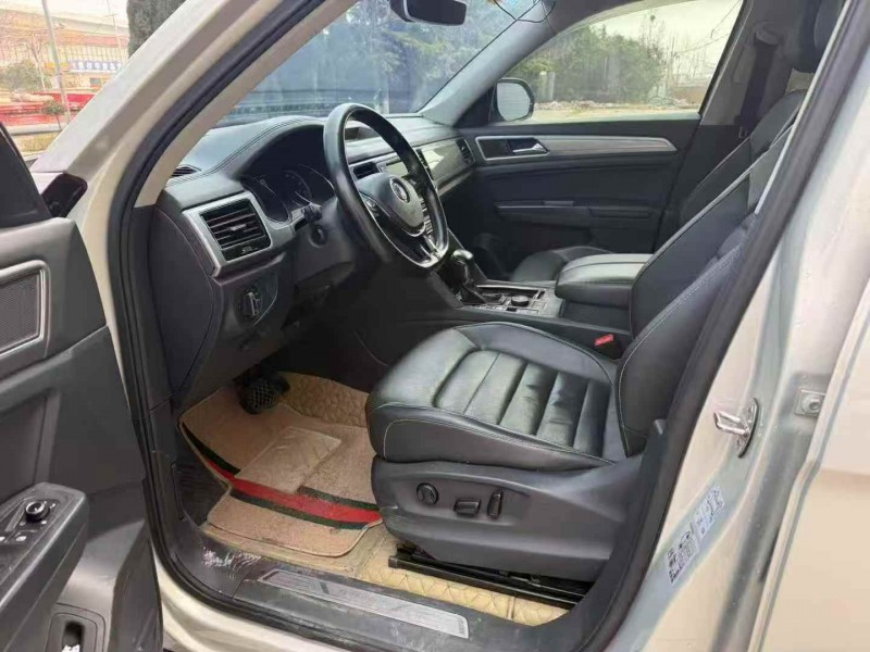 南通18年大众途昂6