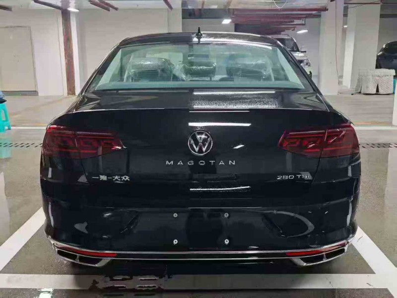 遵義26年大眾邁騰8