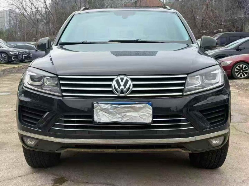 常德18年大众途锐1