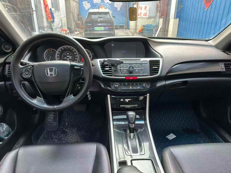 枣庄17年本田雅阁4