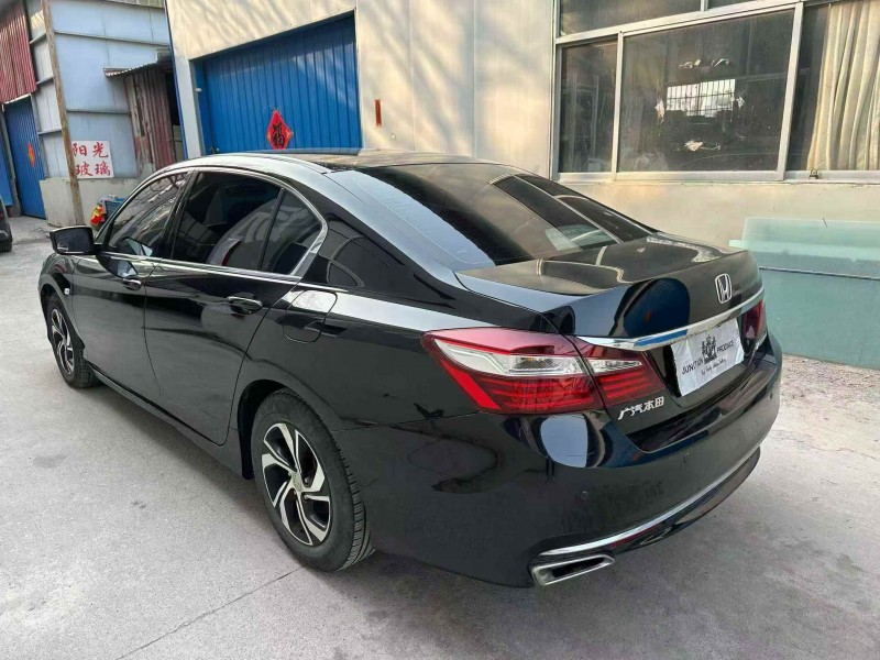 枣庄17年本田雅阁7