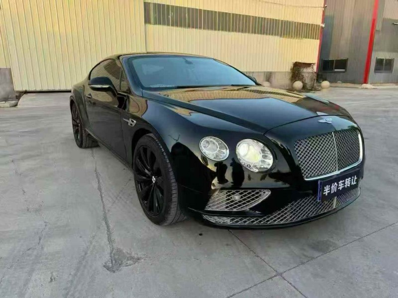 东营13年宾利欧陆3