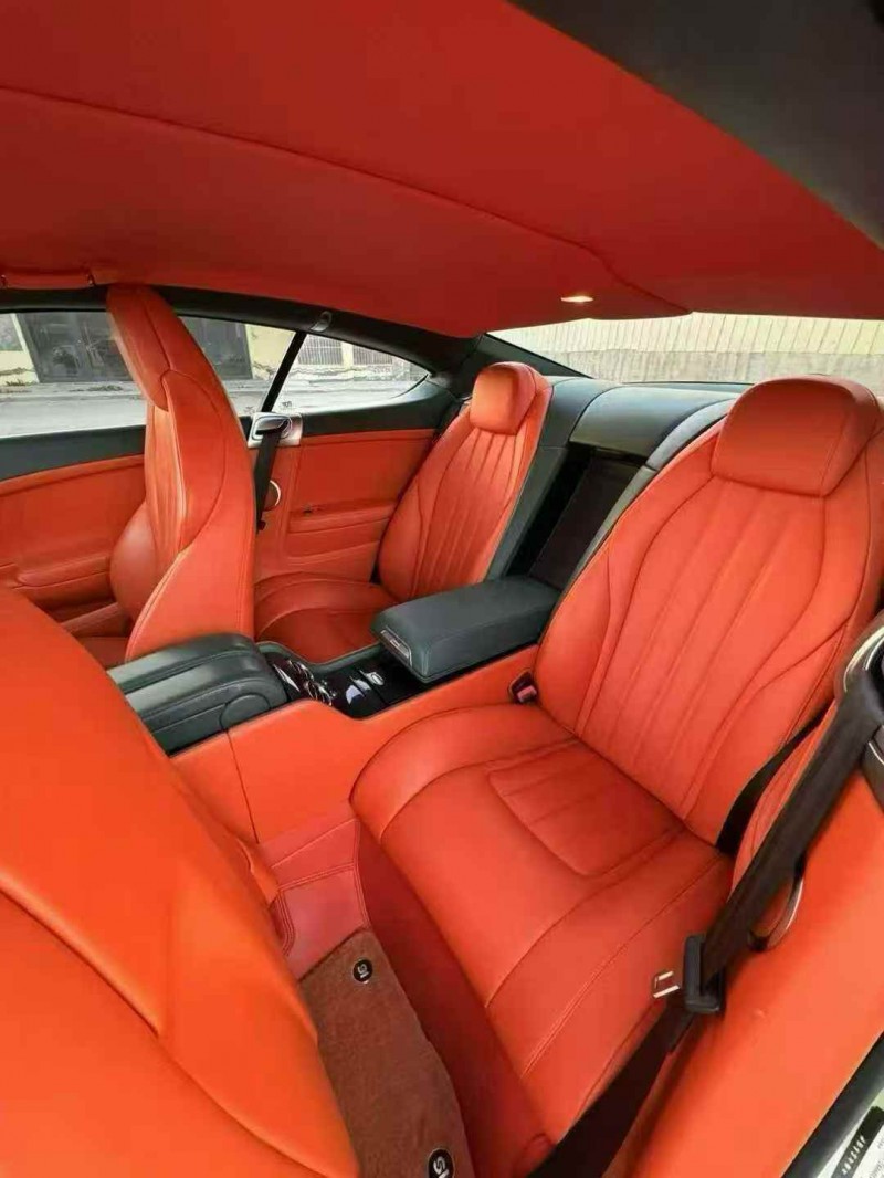 东营13年宾利欧陆4