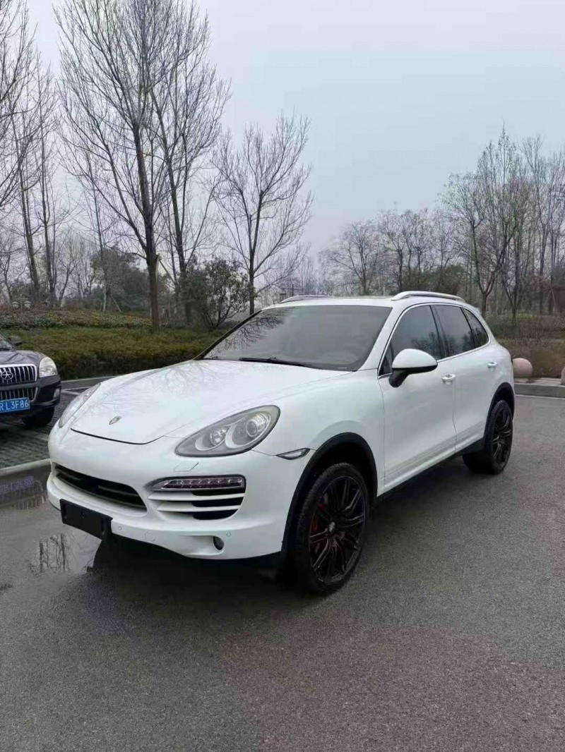 潍坊13年保时捷卡宴2
