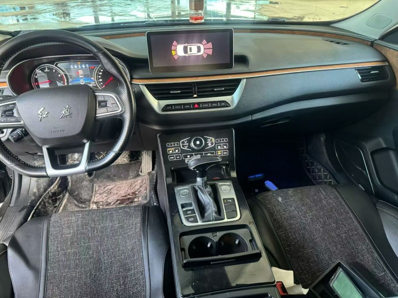 煙臺18年紅旗H55