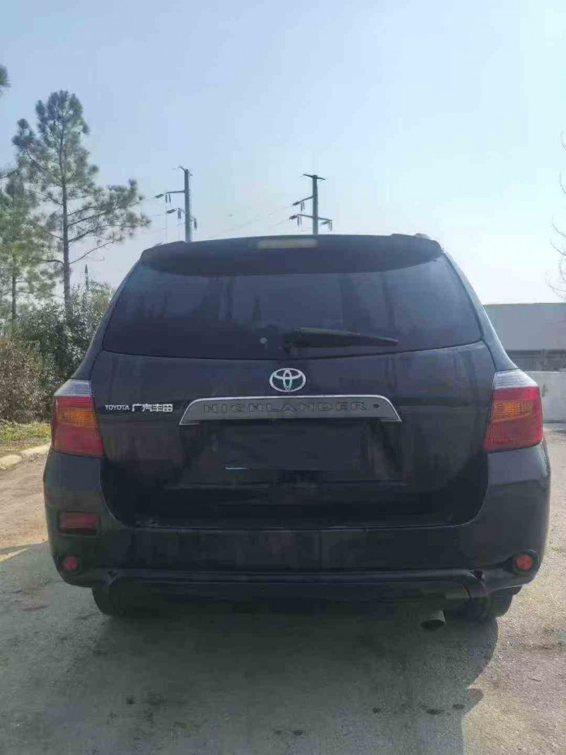 十堰12年丰田汉兰达9