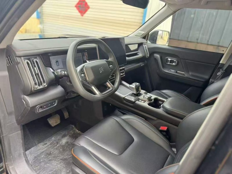 青島25年奇瑞捷途5