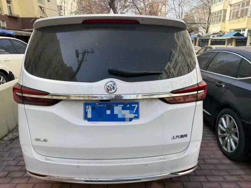 青島24年別克GL83