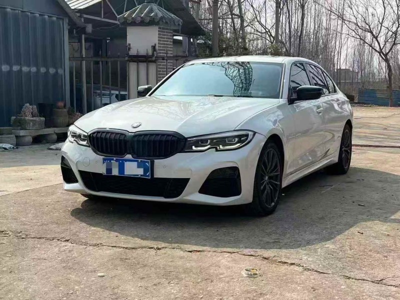 济宁21年宝马3系3