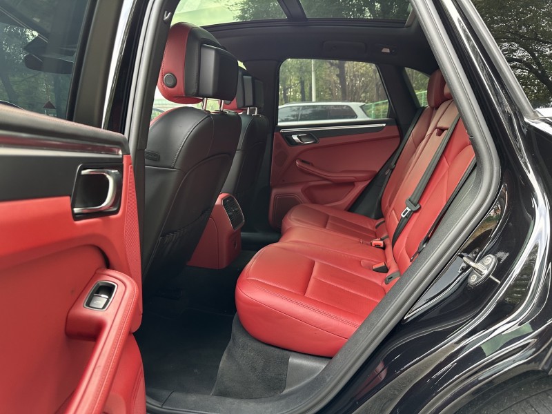 东莞21年保时捷Macan5