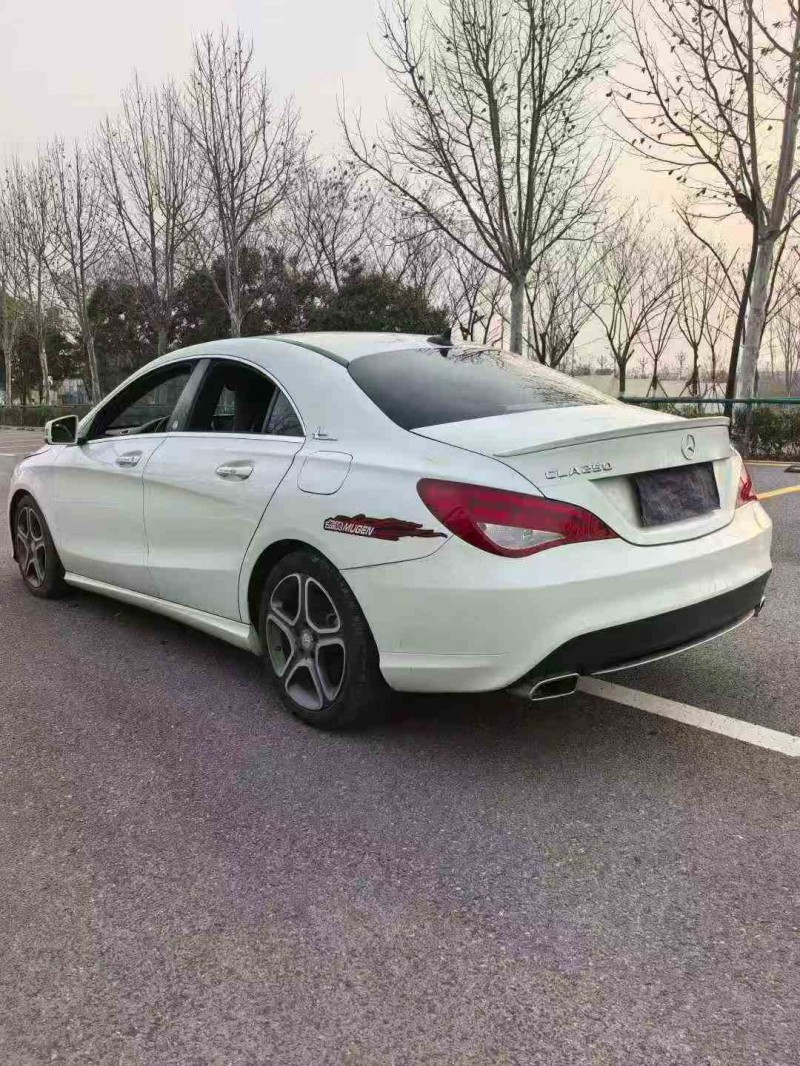 荆门17年奔驰CLA7