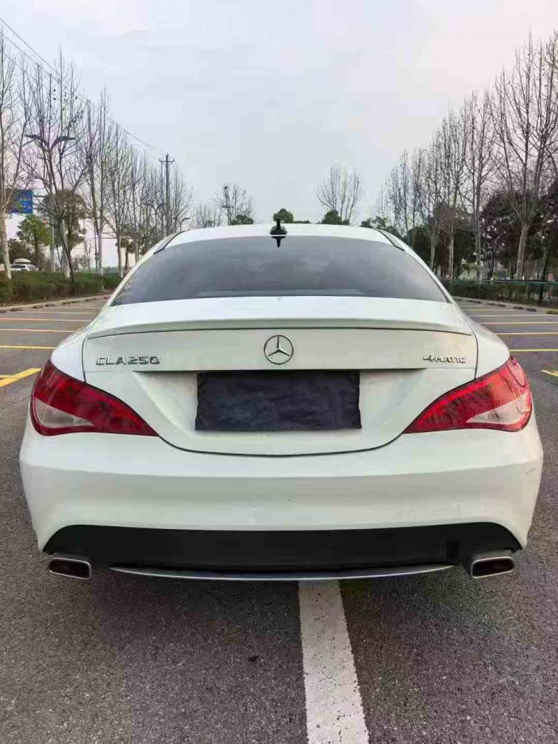 荆门17年奔驰CLA9